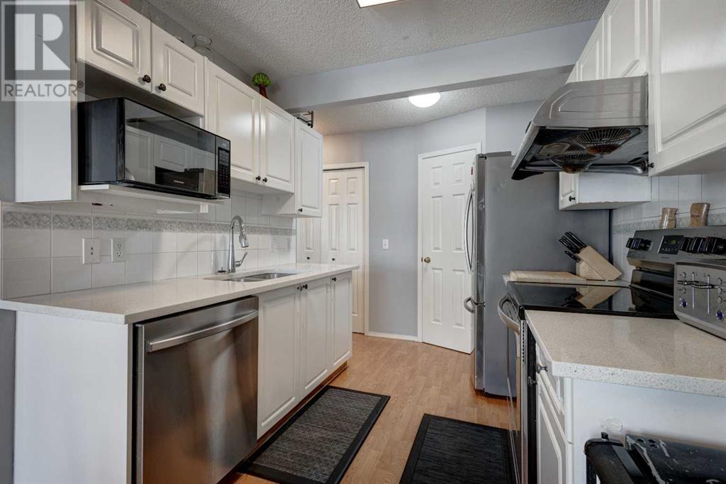 52 Beddington Gardens Ne, Calgary, Alberta  T3K 4N9 - Photo 8 - A2219596