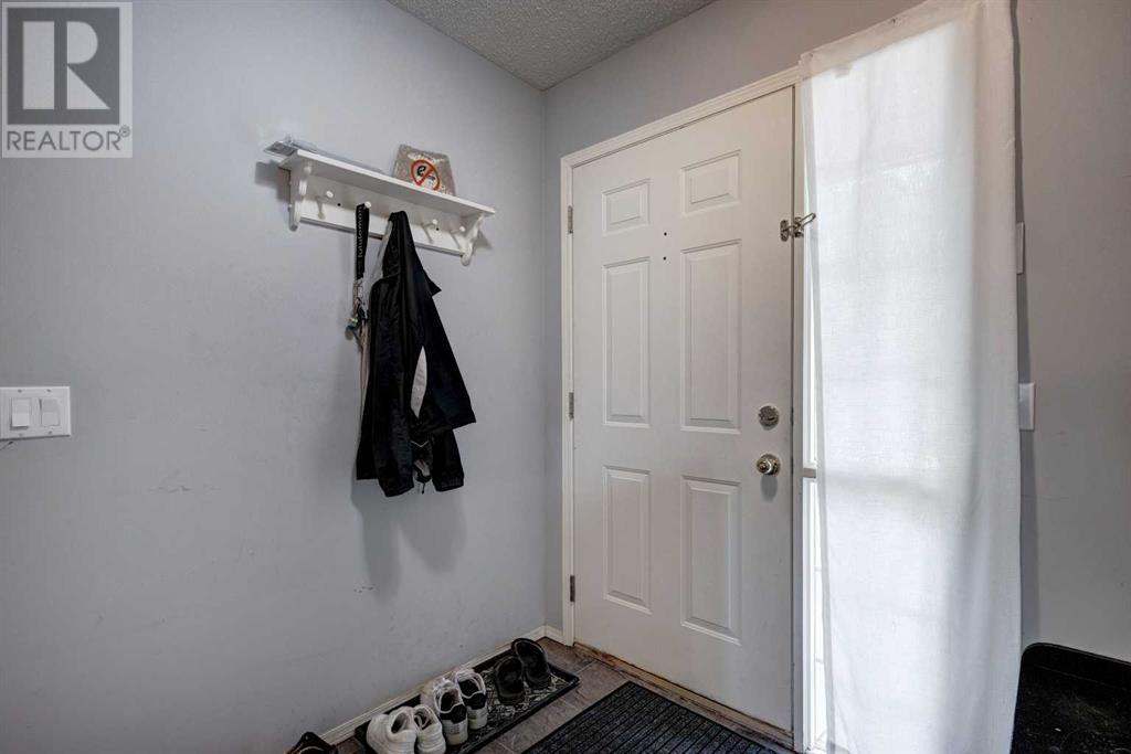 52 Beddington Gardens Ne, Calgary, Alberta  T3K 4N9 - Photo 14 - A2219596
