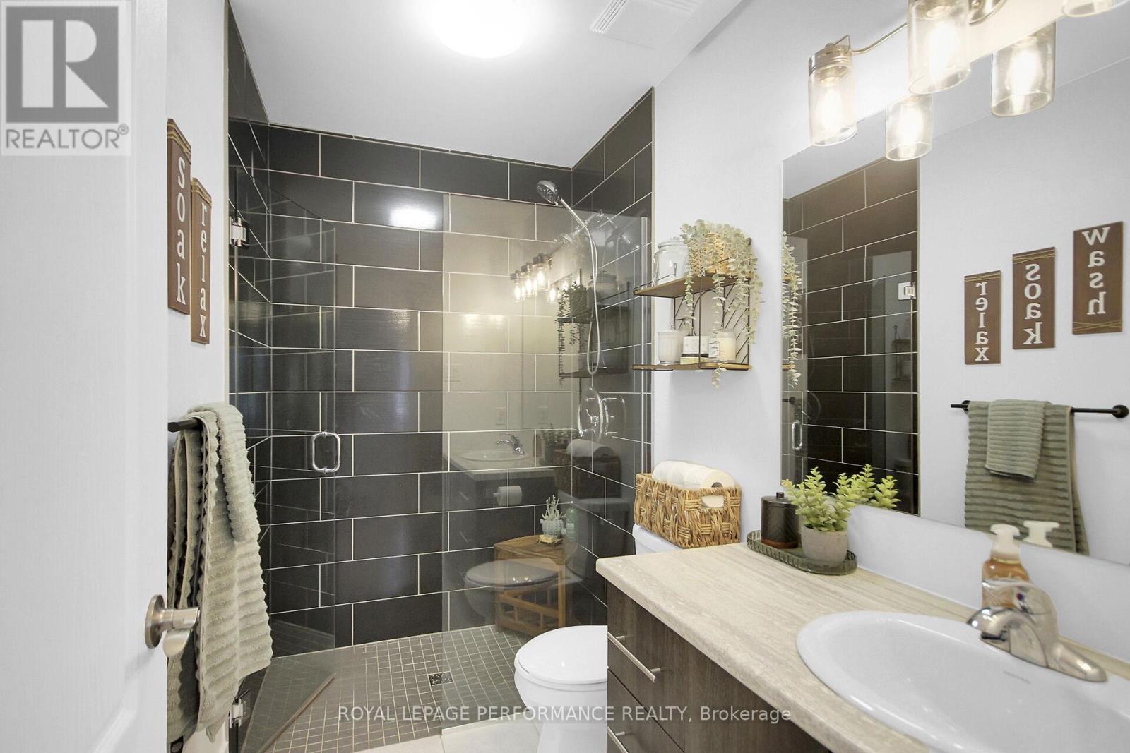 201 - 245 Equinox Drive, Russell, Ontario  K0A 1W1 - Photo 12 - X12187737