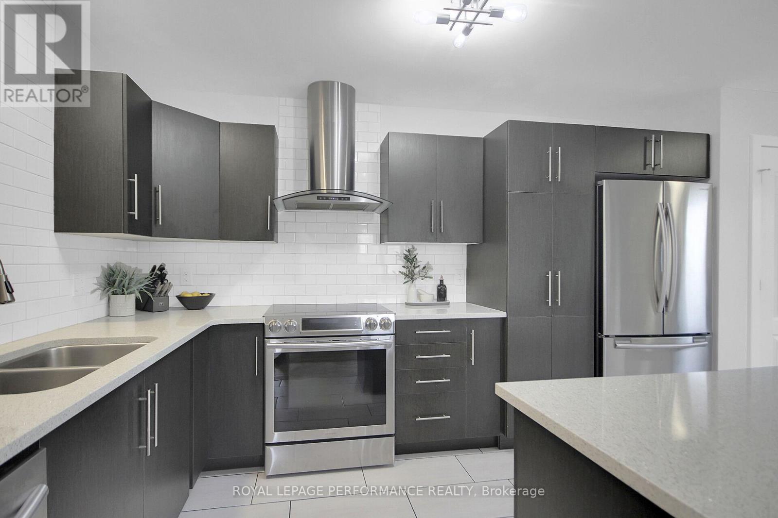 201 - 245 Equinox Drive, Russell, Ontario  K0A 1W1 - Photo 5 - X12187737
