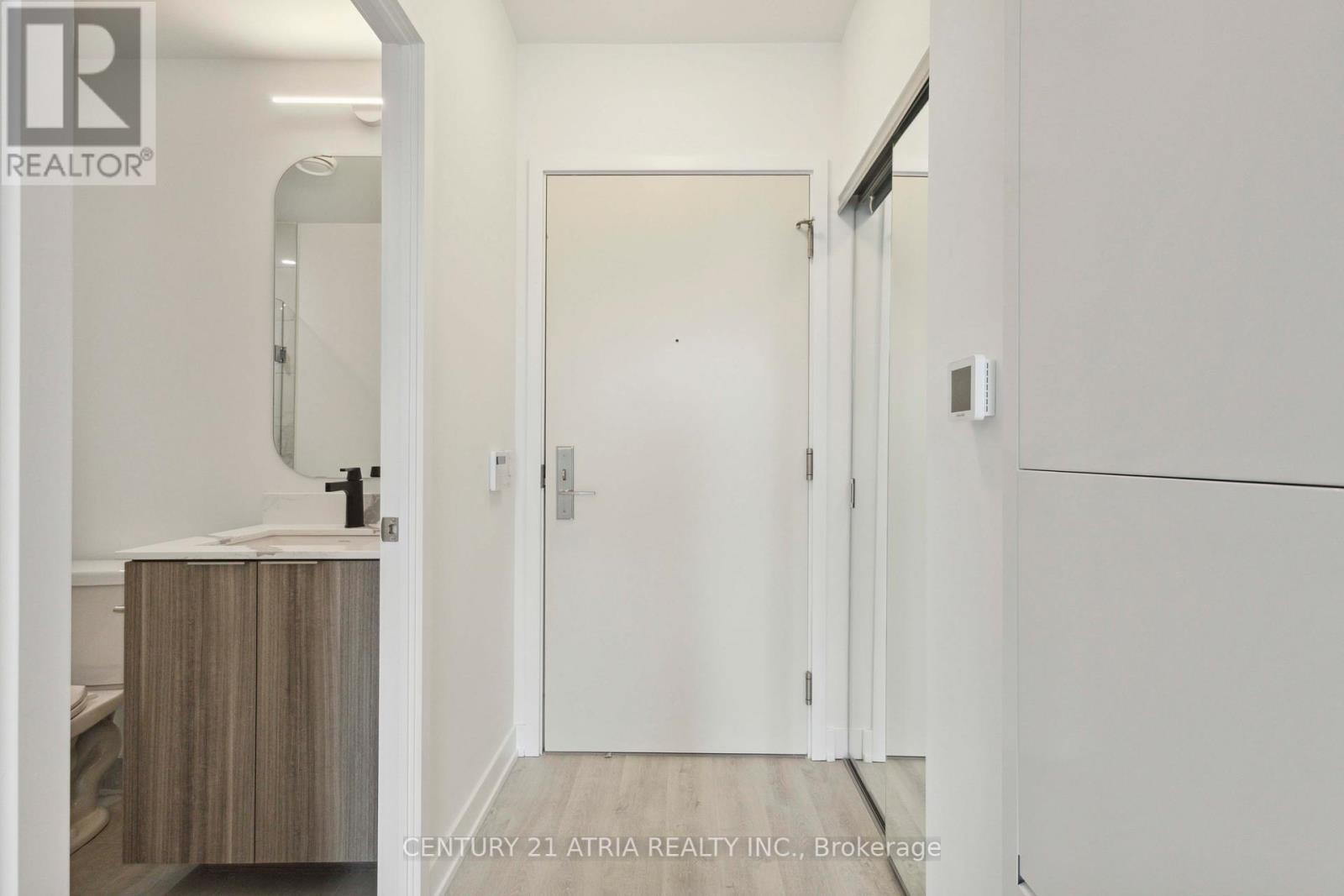 302 - 15 Richardson Street, Toronto, Ontario  M5A 1B4 - Photo 4 - C12187744