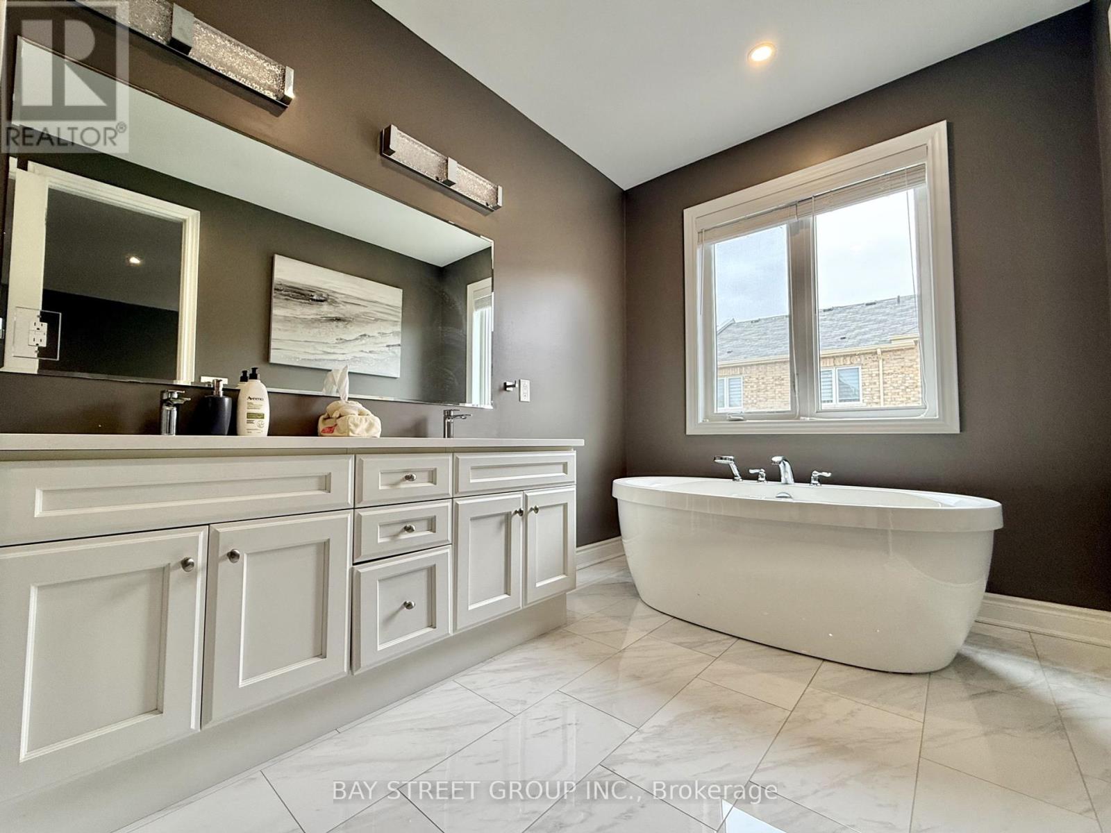 67 Hartney Drive, Richmond Hill, Ontario  L4S 0J9 - Photo 31 - N12187745