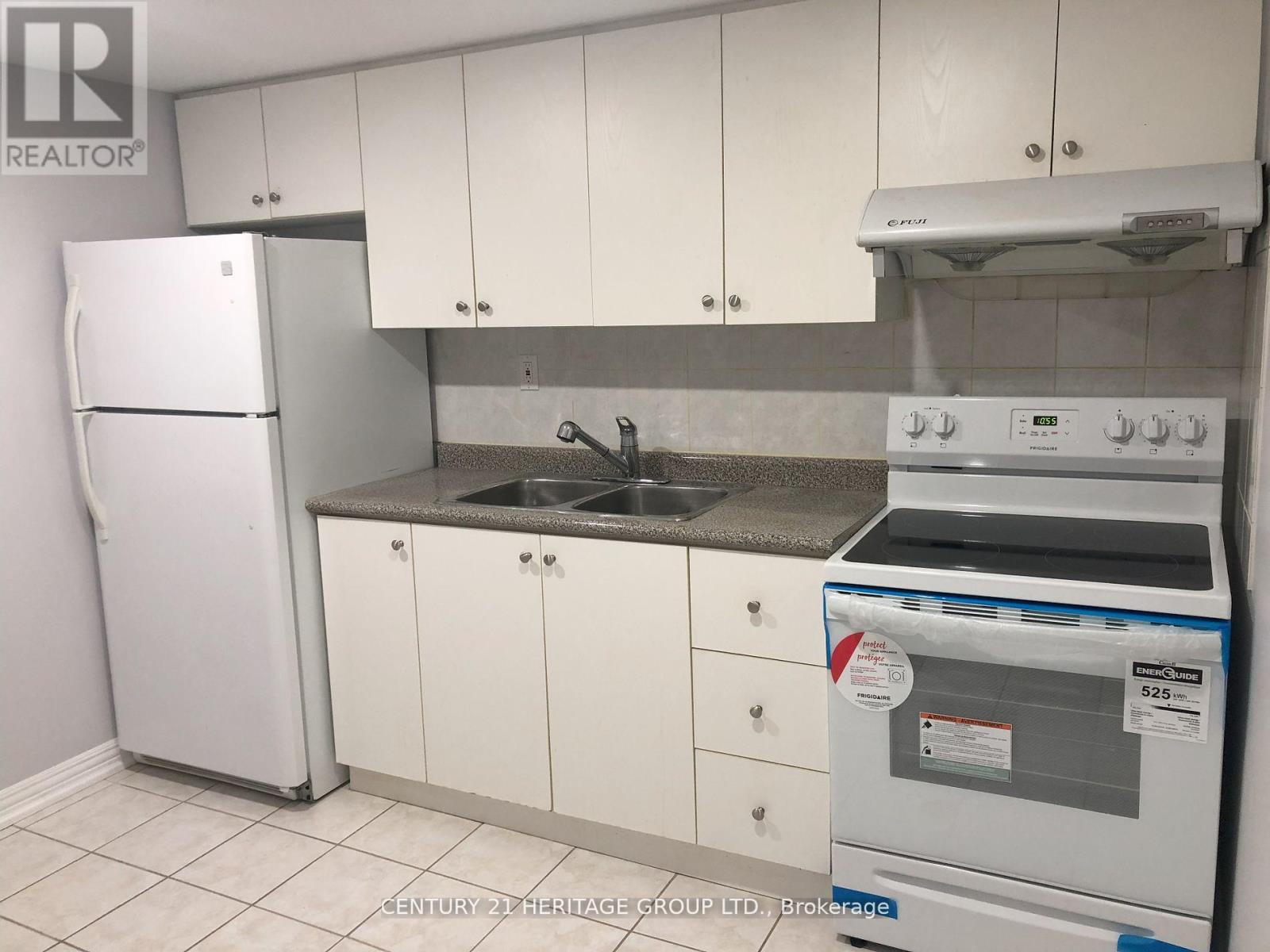 Apt 1 - 16 Cartmel Drive, Markham, Ontario  L3S 1T8 - Photo 2 - N12187751
