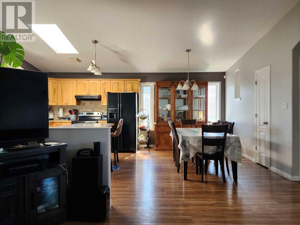 734 Aberdeen Crescent W, Lethbridge, Alberta  T1K 5B2 - Photo 5 - A2226671