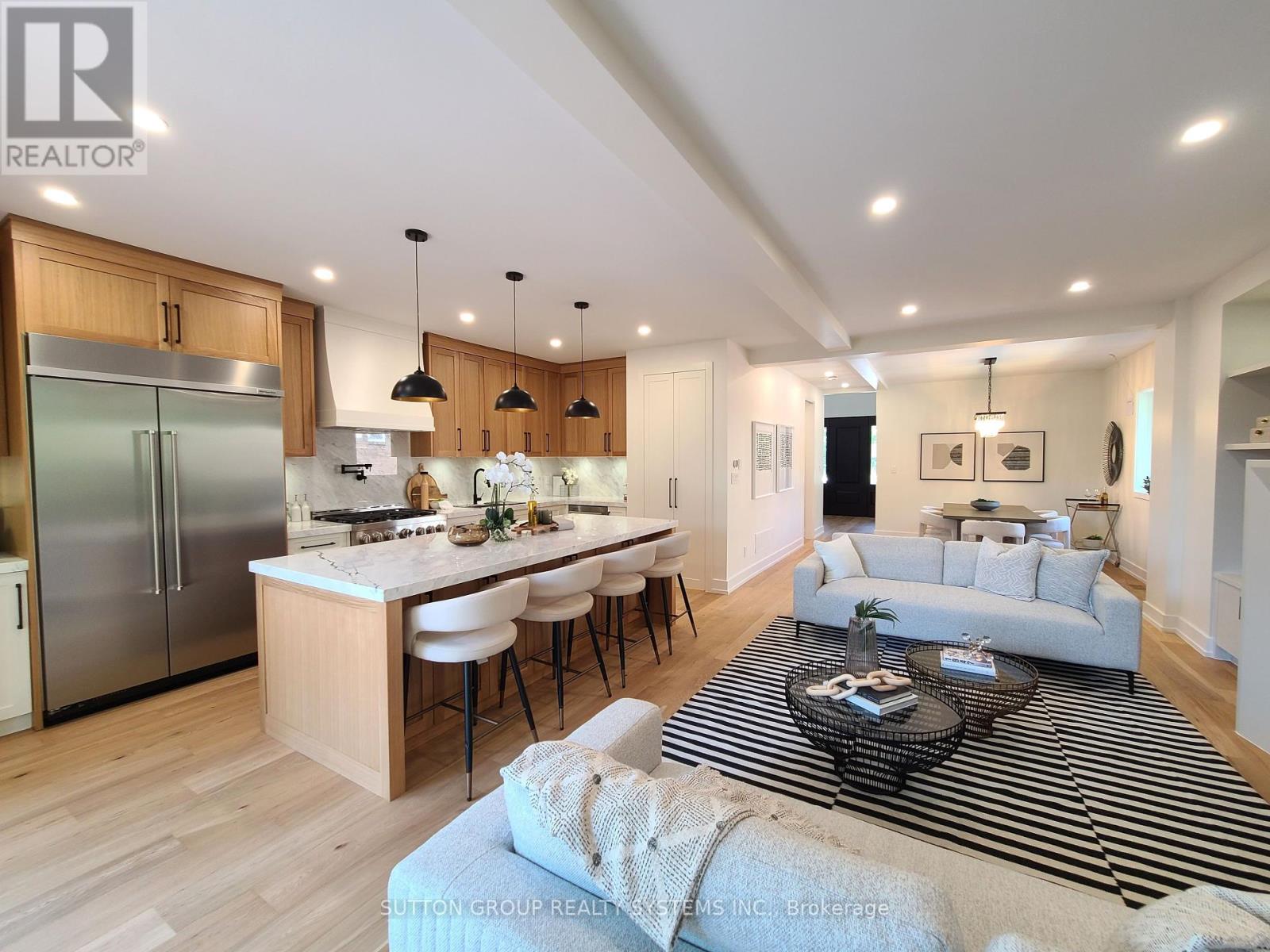 Property at 21 SOUTH KINGSWAY image 1