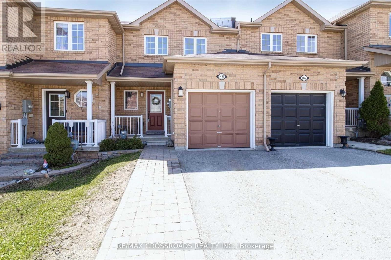 1405 Benson Street, Innisfil, Ontario  L9S 0C7 - Photo 1 - N12187761