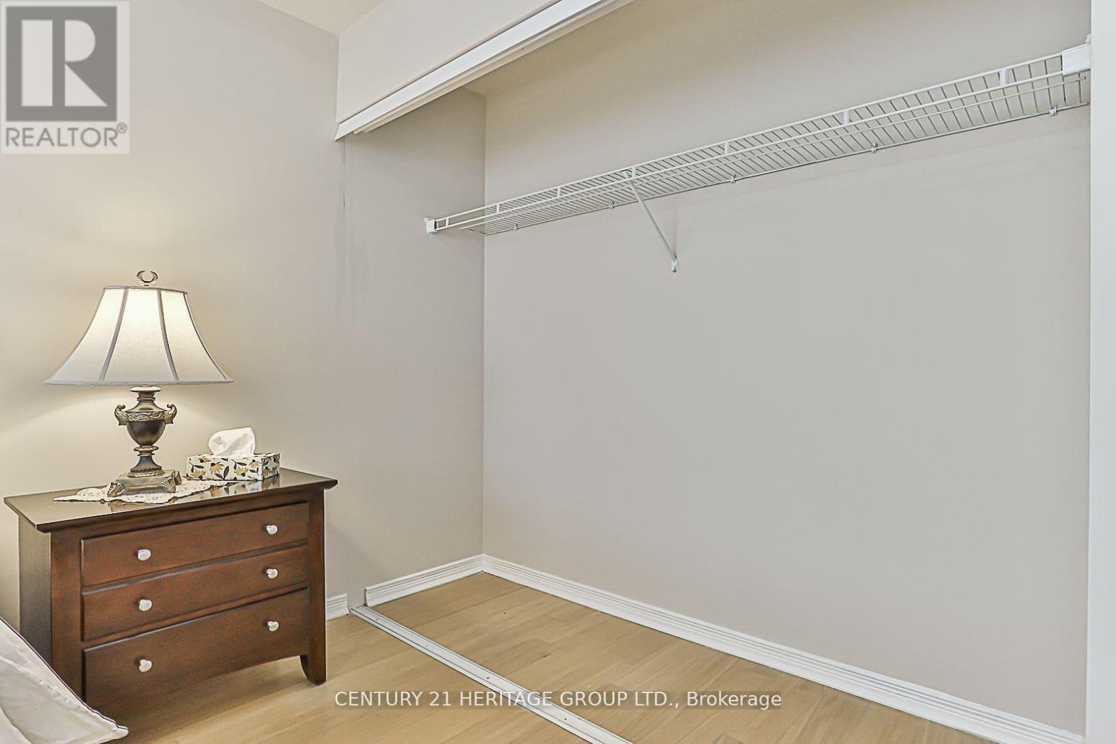 305 - 8 Maison Parc Court, Vaughan, Ontario  L4J 9K5 - Photo 24 - N12187767