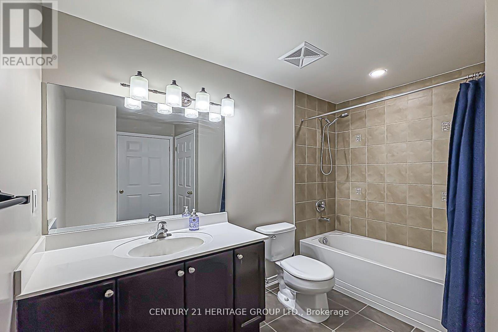 305 - 8 Maison Parc Court, Vaughan (Lakeview Estates), Ontario  L4J 9K5 - Photo 25 - N12187767
