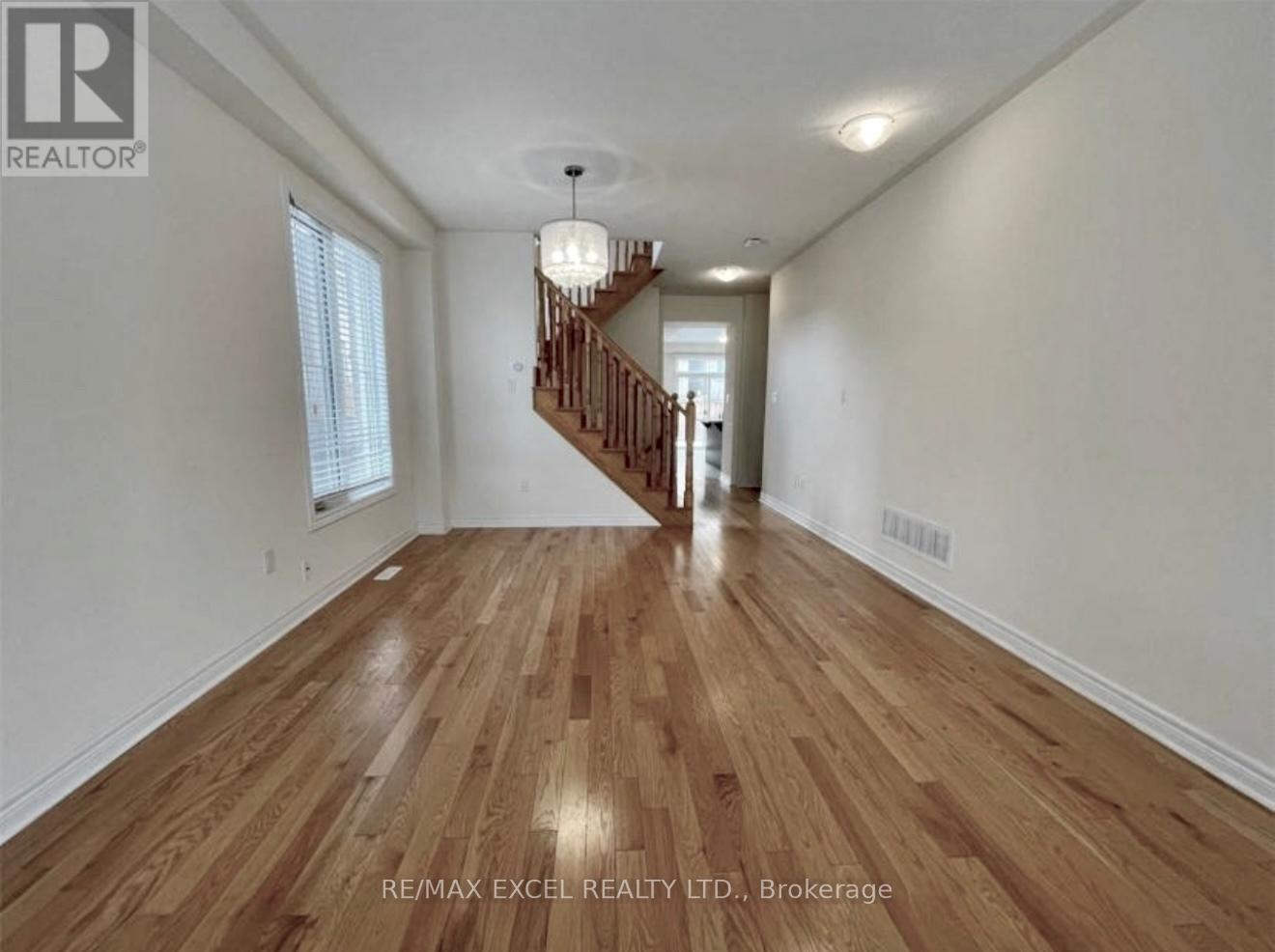 57 Holst Avenue, Markham, Ontario  L6C 2E9 - Photo 2 - N12187774