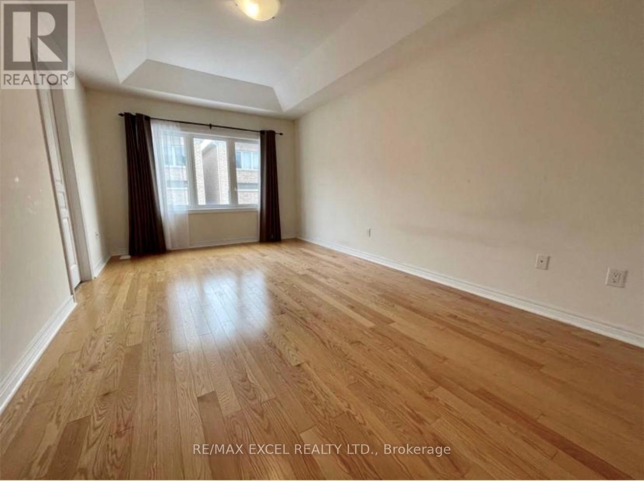 57 Holst Avenue, Markham, Ontario  L6C 2E9 - Photo 8 - N12187774