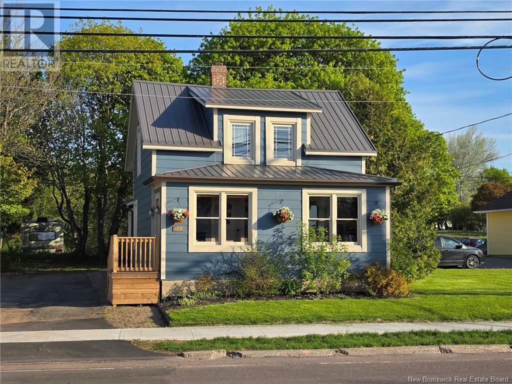 Property at 455 Main Street image 3