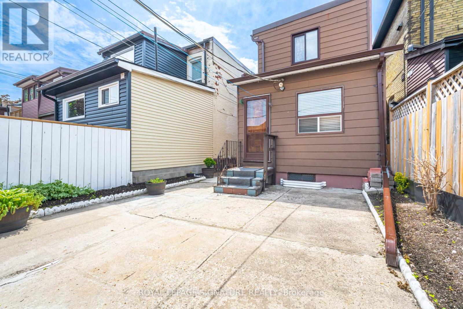 443 Brock Avenue, Toronto, Ontario  M6H 3N7 - Photo 37 - C12186470