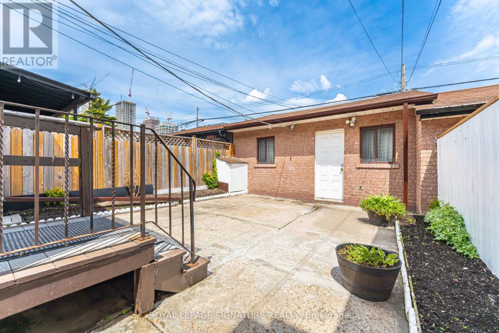 443 Brock Avenue, Toronto, Ontario  M6H 3N7 - Photo 35 - C12186470