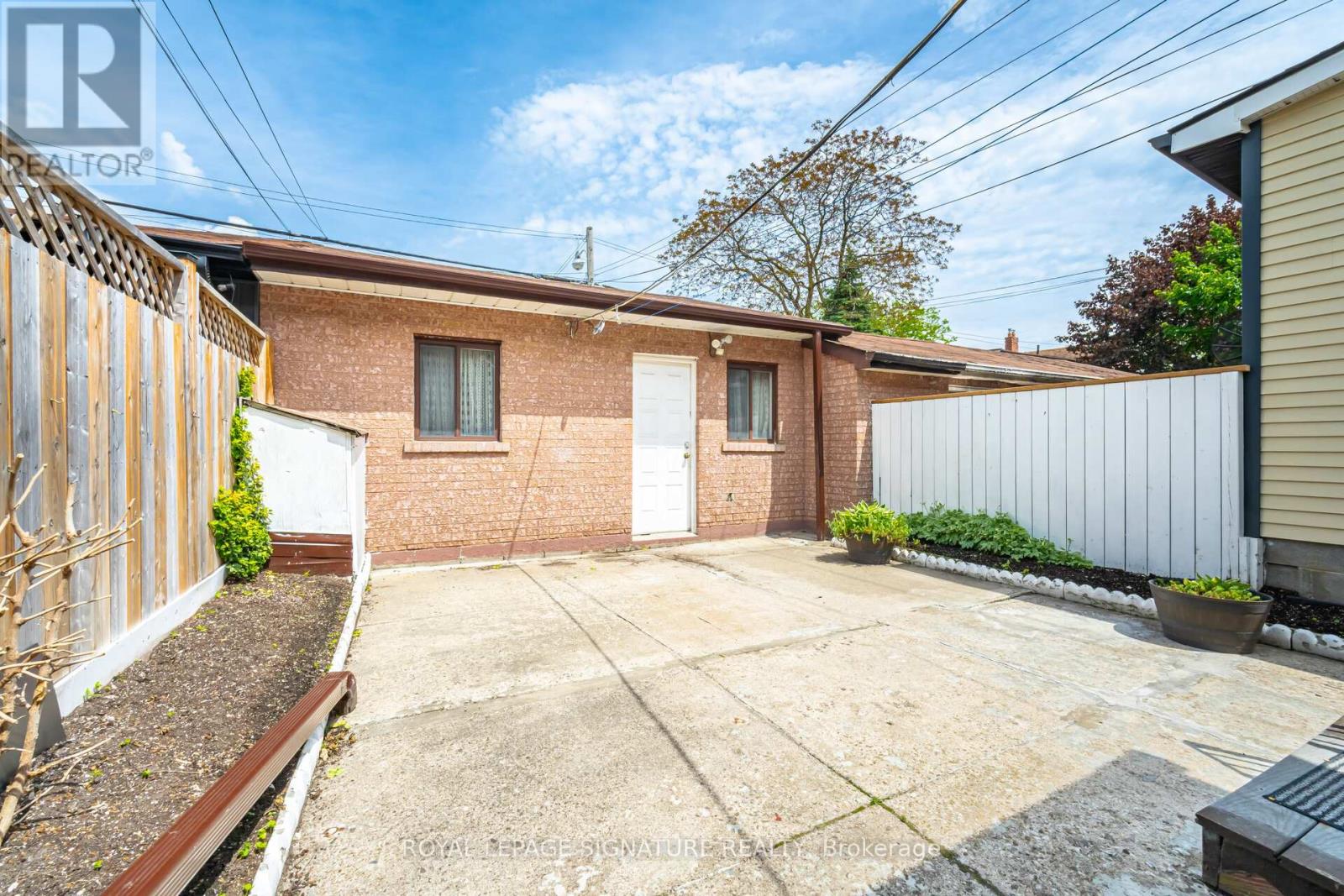 443 Brock Avenue, Toronto, Ontario  M6H 3N7 - Photo 38 - C12186470