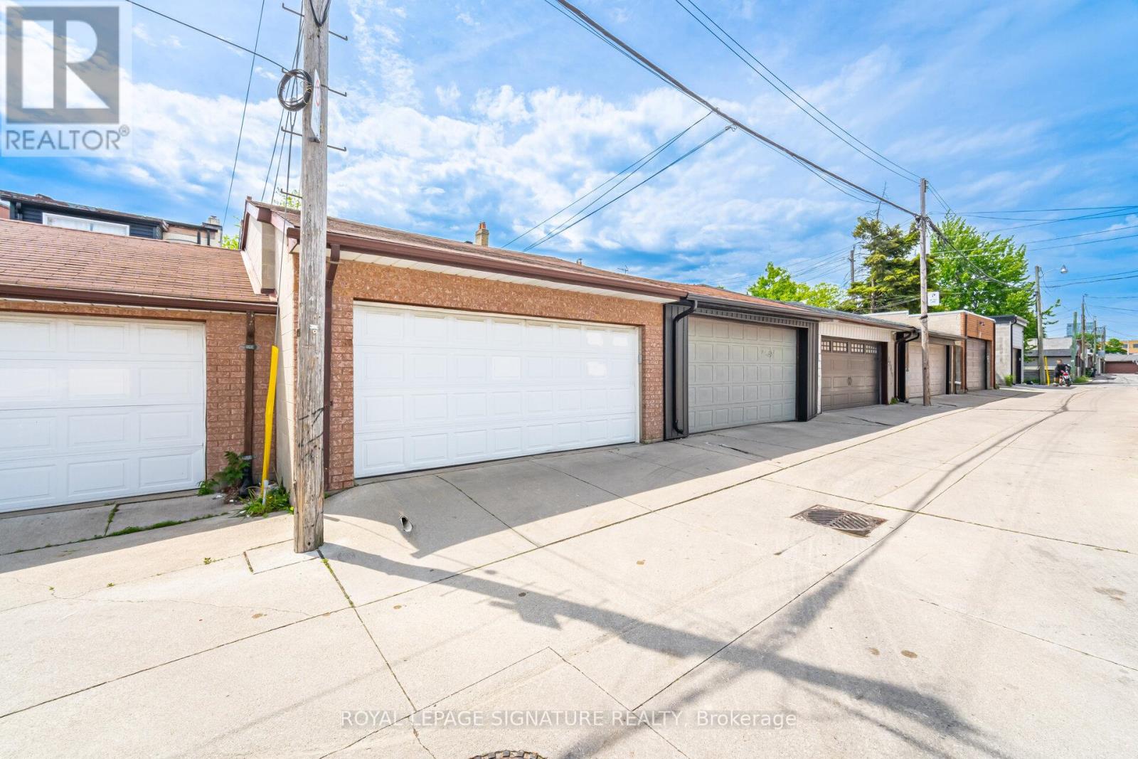 443 Brock Avenue, Toronto, Ontario  M6H 3N7 - Photo 39 - C12186470