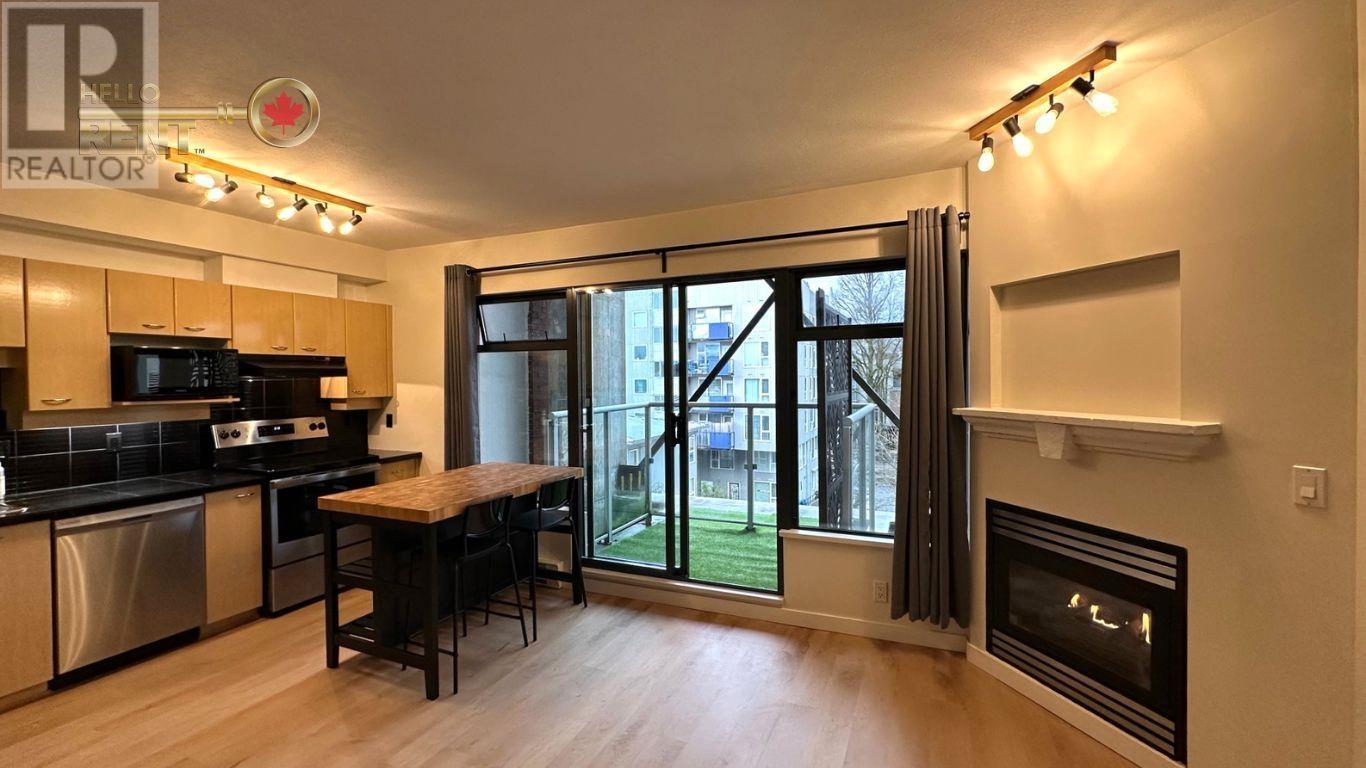 403 2228 Marstrand Avenue, Vancouver, British Columbia  V6K 4T1 - Photo 2 - R3009524