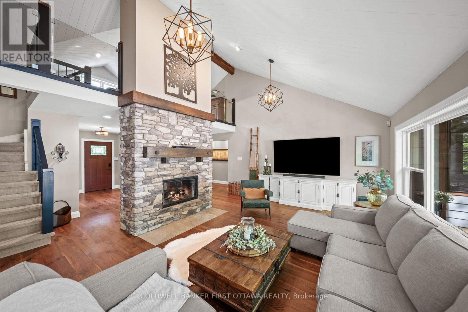 314 Kennedy Road, Greater Madawaska, Ontario  K0J 1H0 - Photo 11 - X12187789