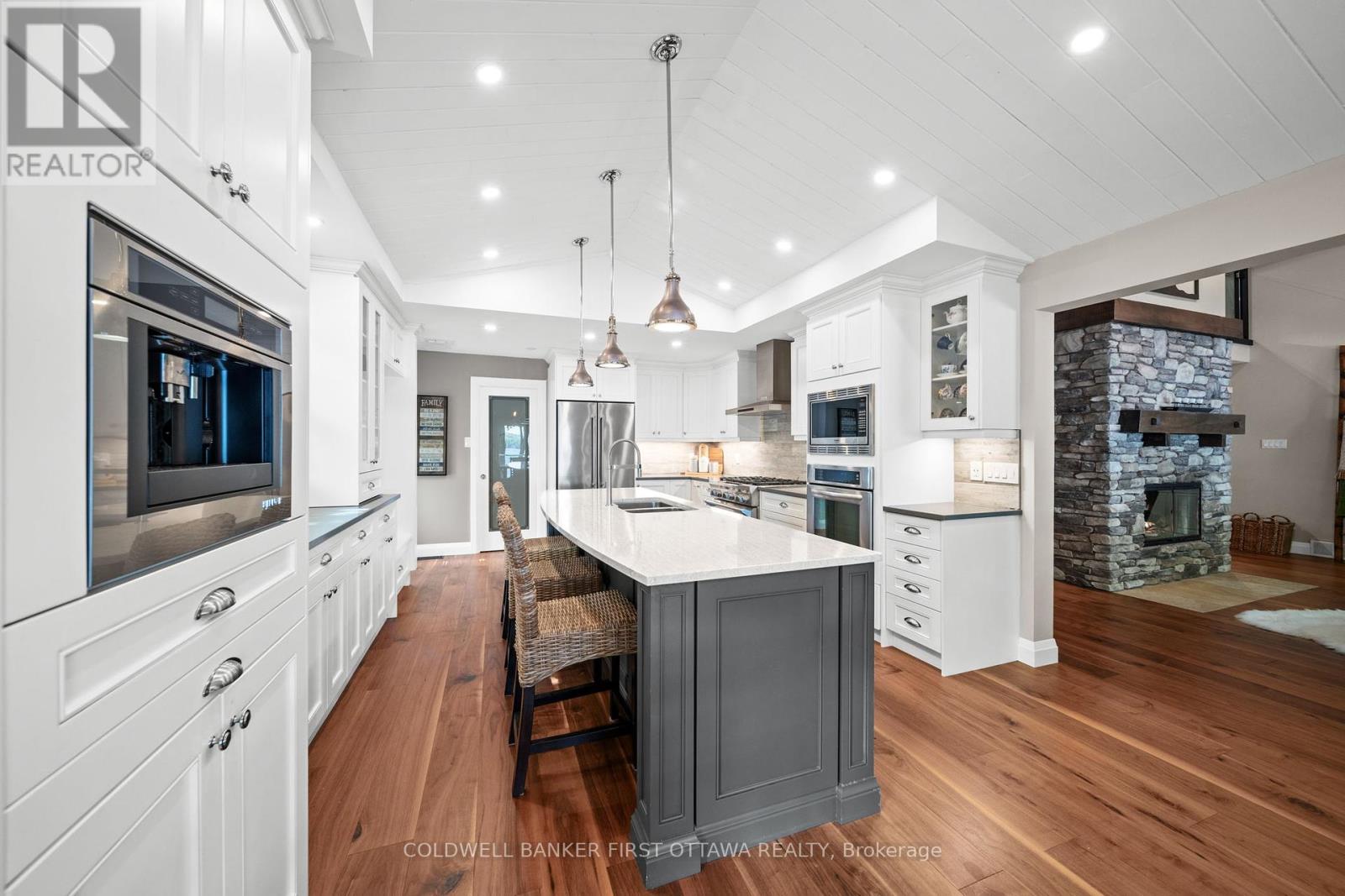 314 Kennedy Road, Greater Madawaska, Ontario  K0J 1H0 - Photo 17 - X12187789