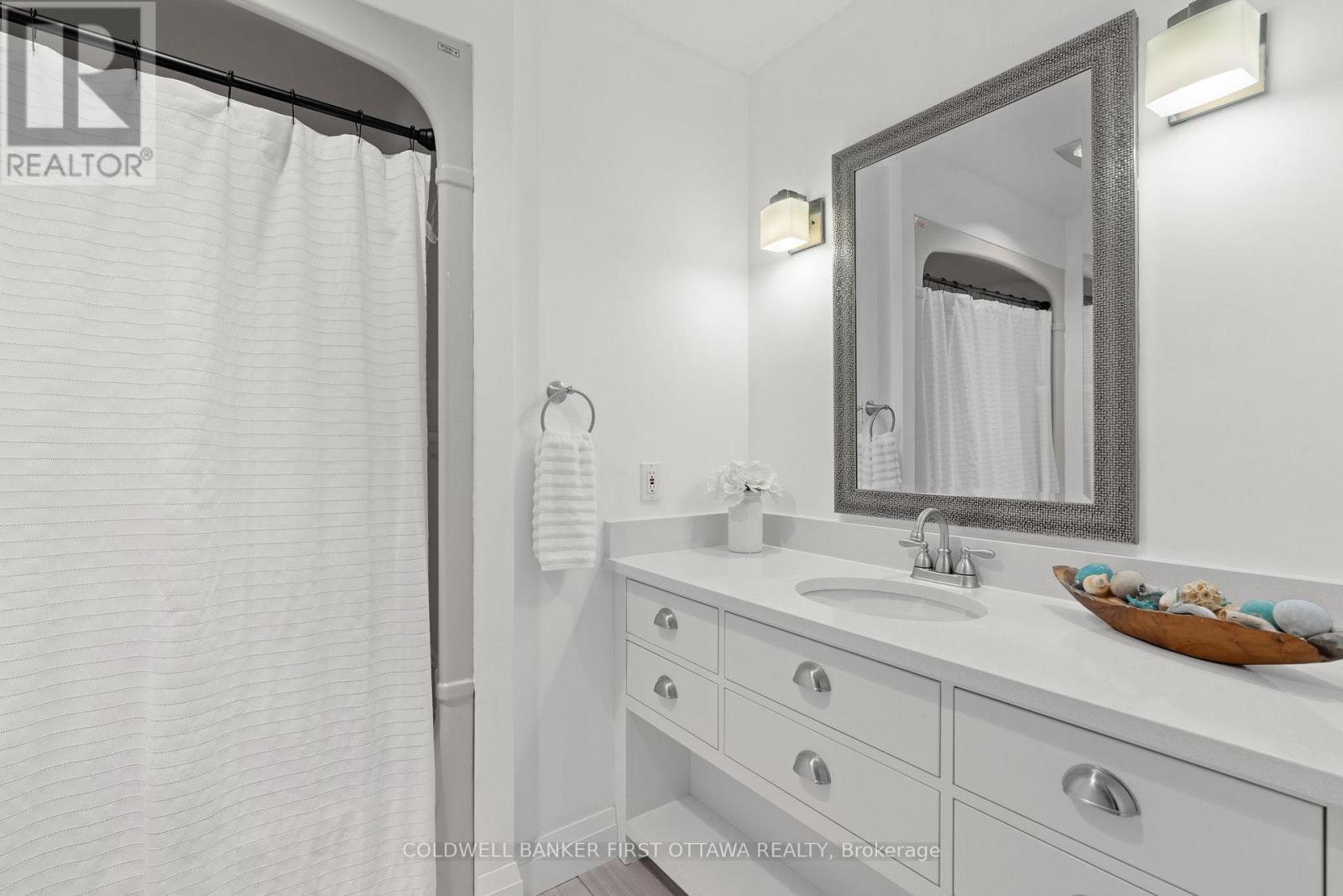 314 Kennedy Road, Greater Madawaska, Ontario  K0J 1H0 - Photo 23 - X12187789