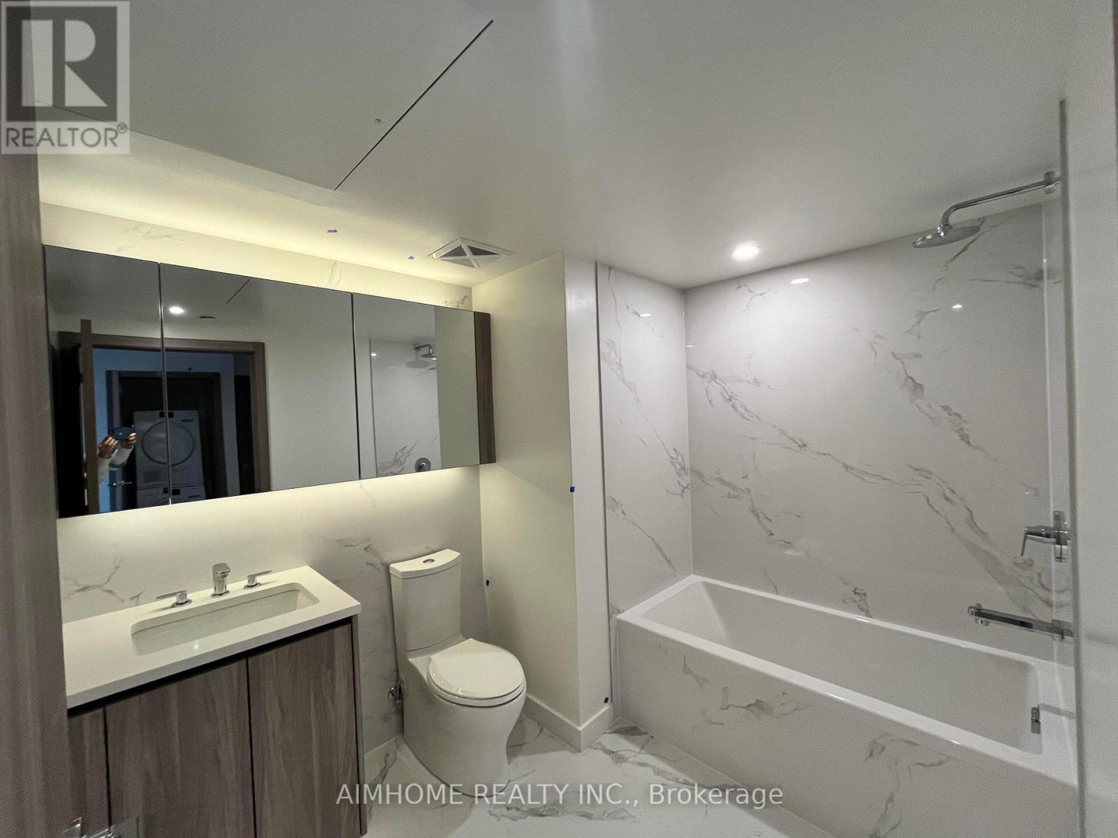 501 - 27 Mcmahon Drive, Toronto, Ontario  M2K 0J2 - Photo 8 - C12187786