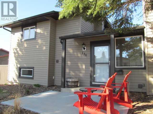 Property at 136 MCLEVIN Crescent image 1