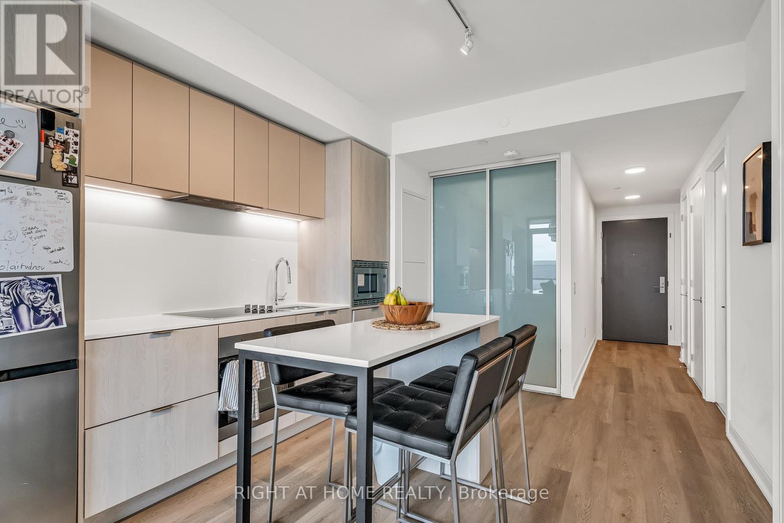 1520 - 86 Dundas Street E, Mississauga, Ontario  L5A 1W4 - Photo 13 - W12187783