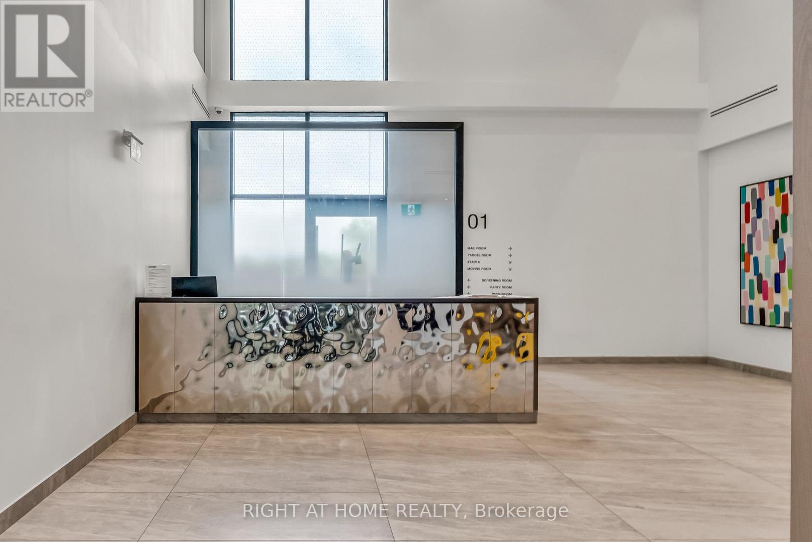 Property at 1520 - 86 DUNDAS STREET E image 2