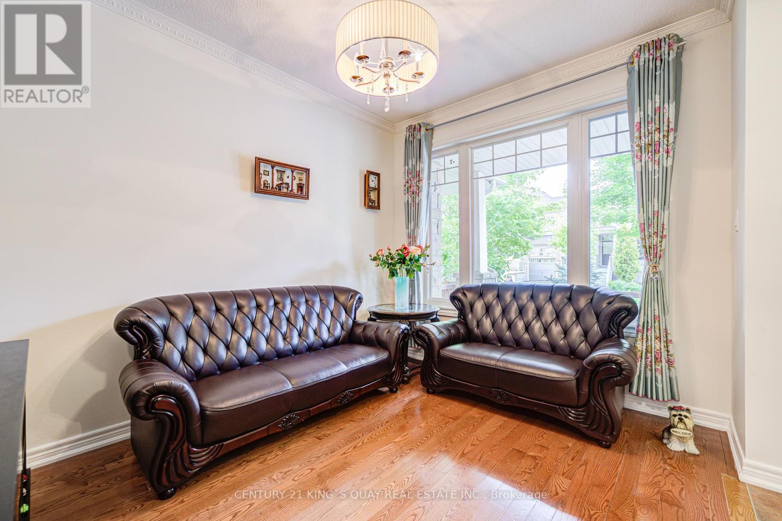 40 Pexton Avenue, Richmond Hill, Ontario  L4E 4Y4 - Photo 8 - N12187353