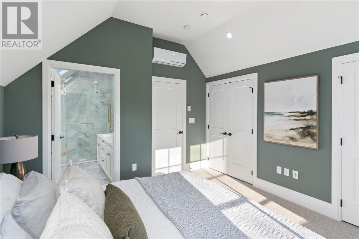 Listing Picture 23 of 38 : 1110 W 15TH AVENUE, Vancouver / 溫哥華 - 魯藝地產 Yvonne Lu Group - MLS Medallion Club Member