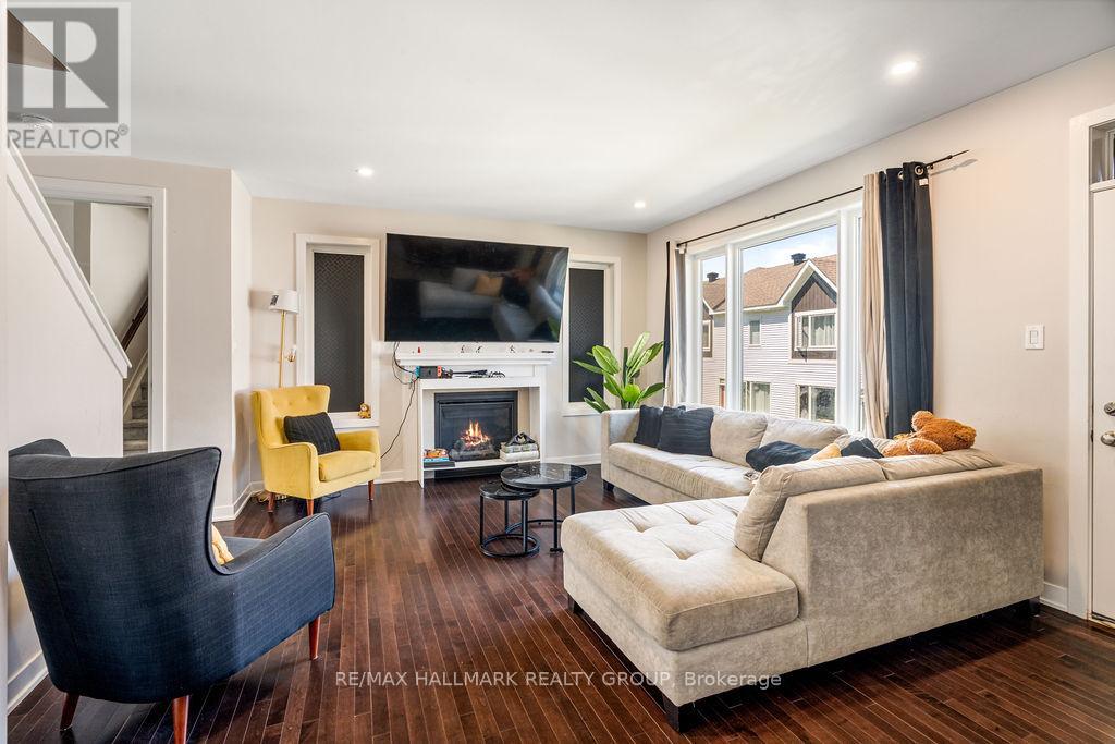 745 Eminence Street, Ottawa, Ontario  K2J 6X6 - Photo 5 - X12187811