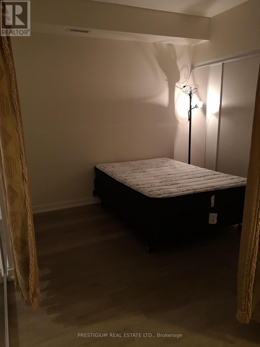 407 - 17 Dundonald Street, Toronto, Ontario  M4Y 0E4 - Photo 9 - C12187796