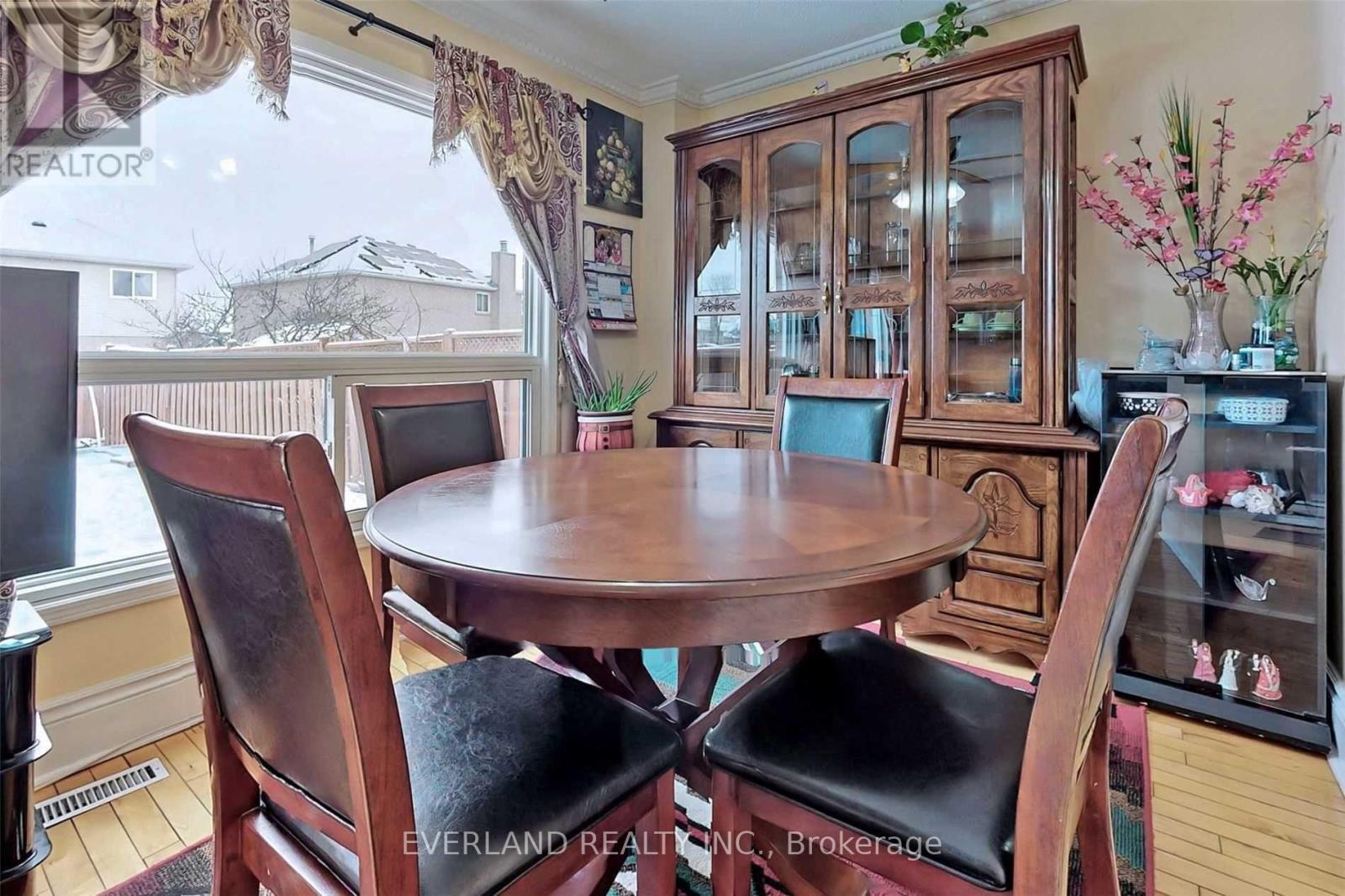 17 Letty Avenue, Brampton (Fletcher's West), Ontario  L6Y 4T5 - Photo 12 - W12187798