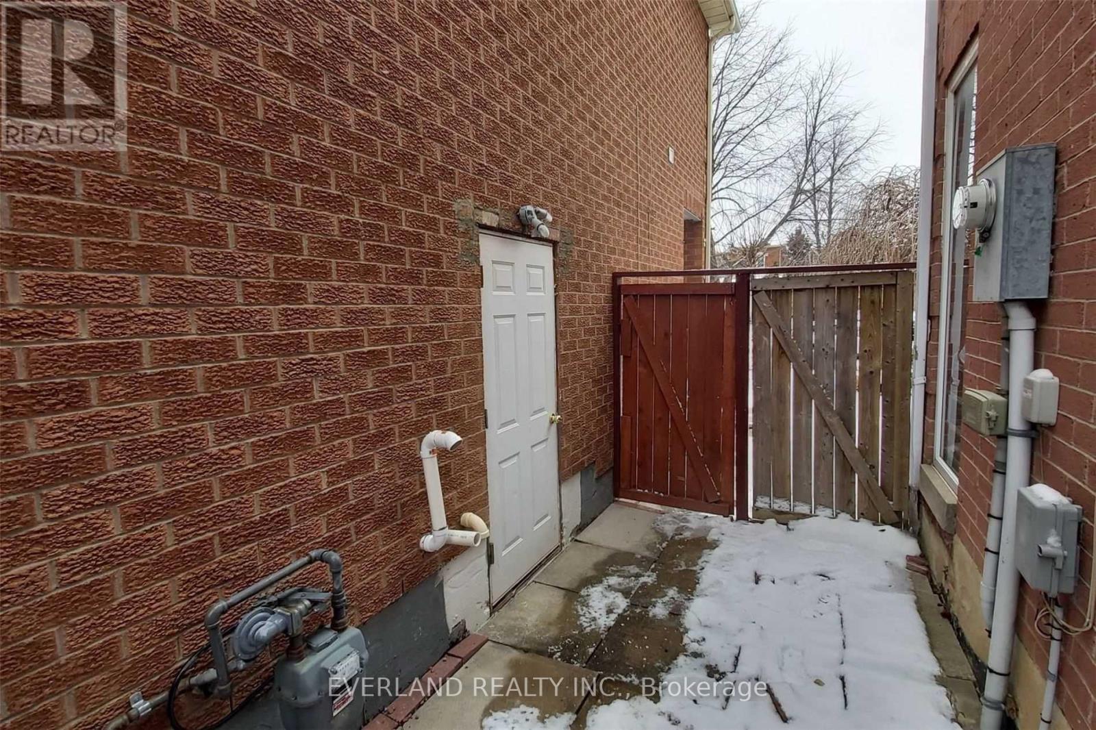17 Letty Avenue, Brampton, Ontario  L6Y 4T5 - Photo 30 - W12187798