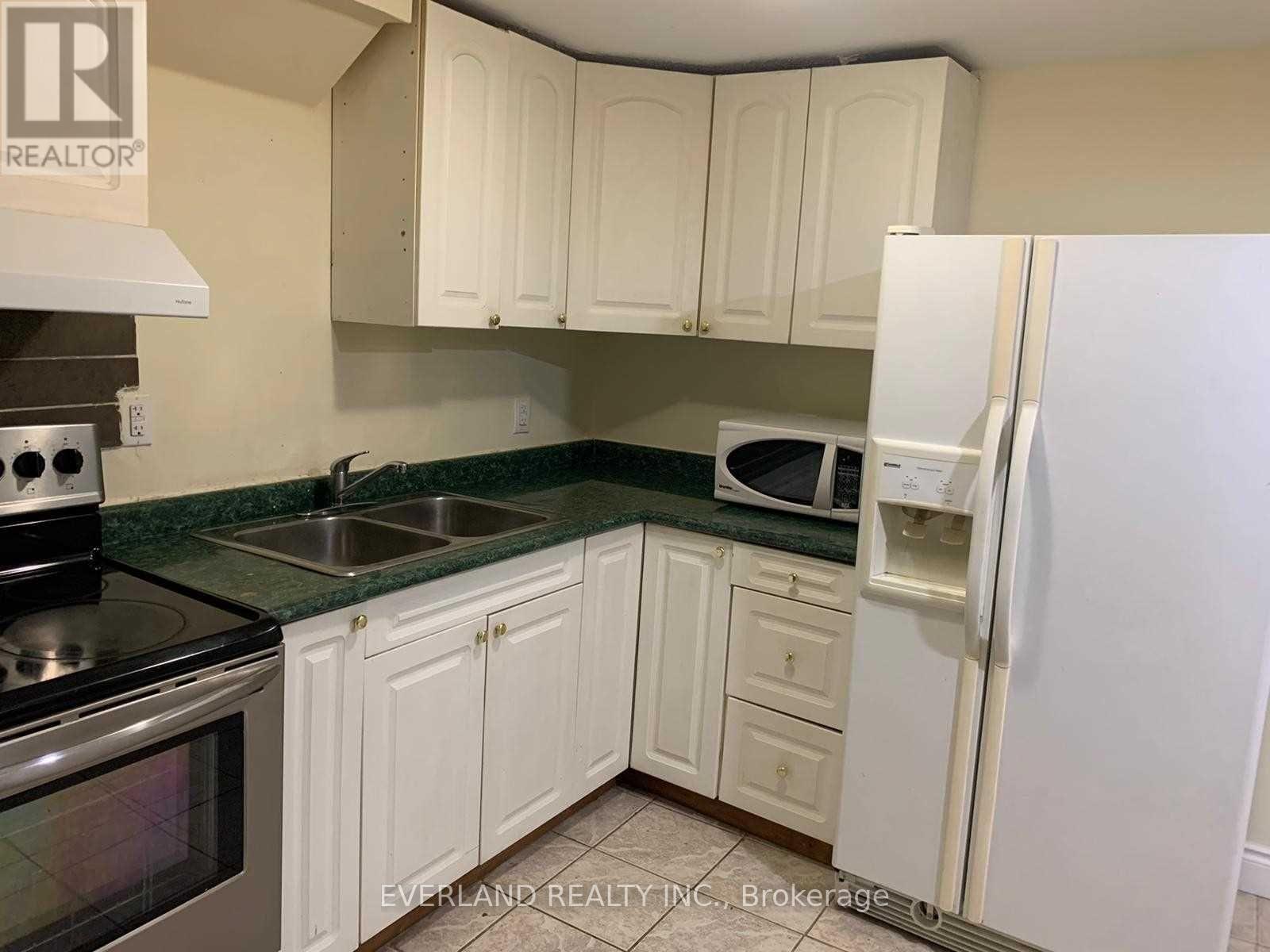 17 Letty Avenue, Brampton, Ontario  L6Y 4T5 - Photo 31 - W12187798