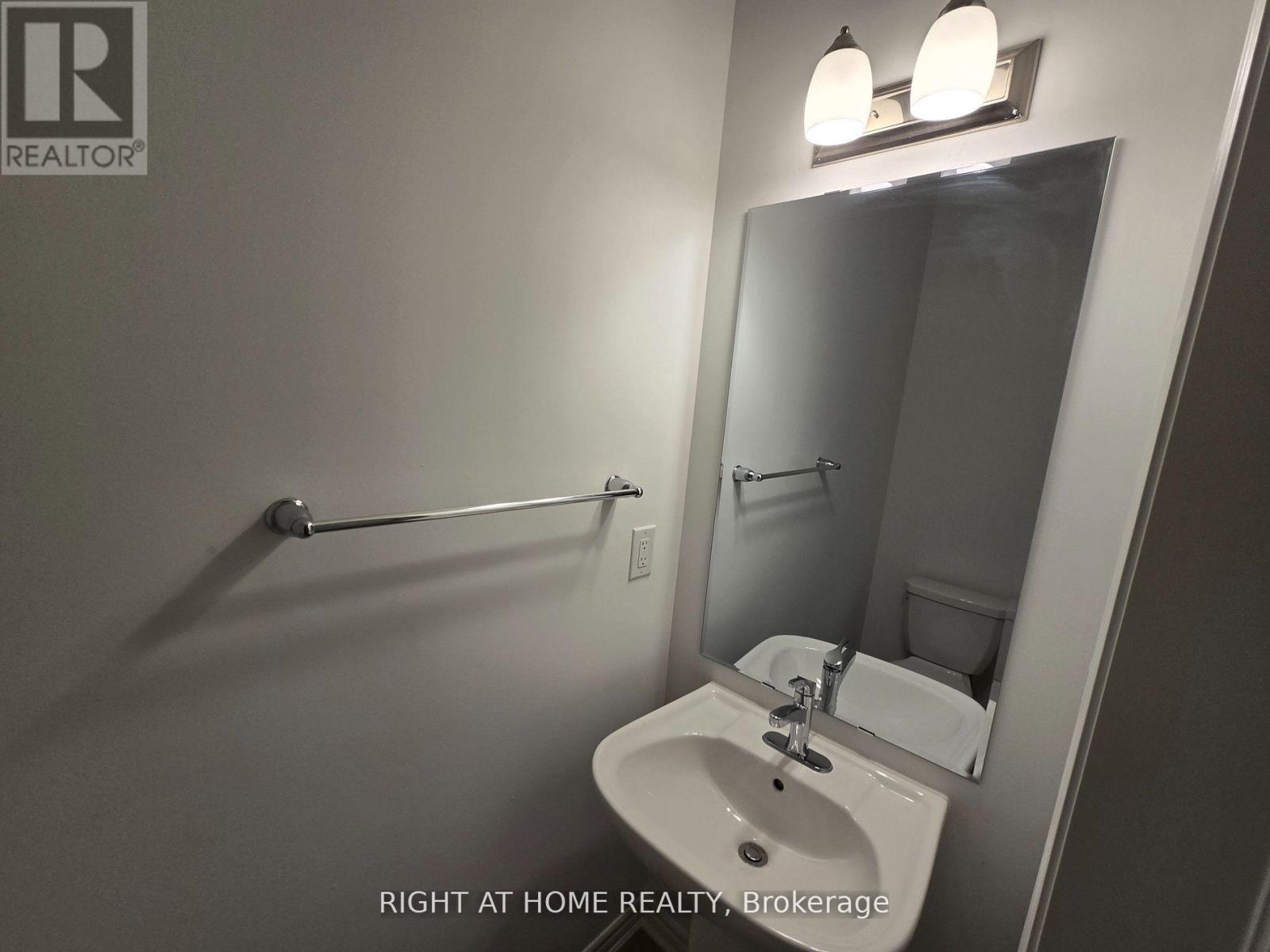 1687 Dance Court, Milton, Ontario  L9E 2A3 - Photo 24 - W12187803