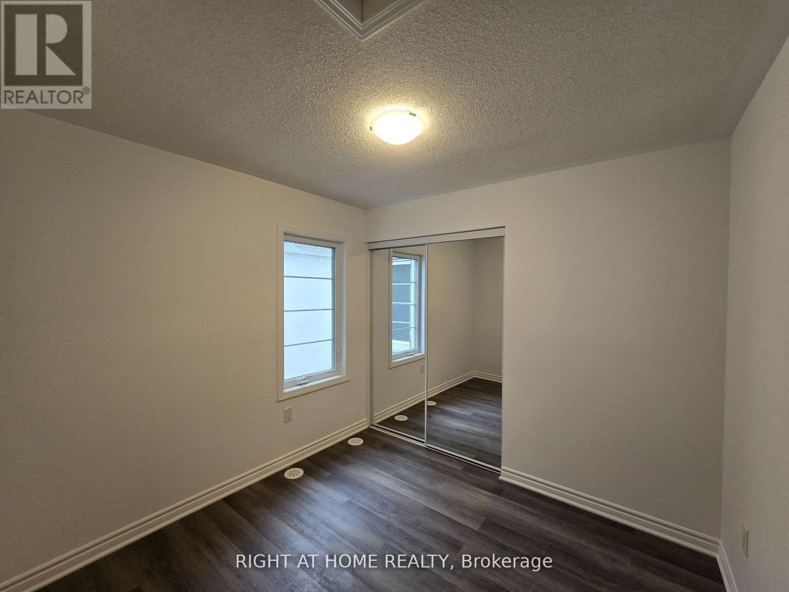 1687 Dance Court, Milton, Ontario  L9E 2A3 - Photo 36 - W12187803