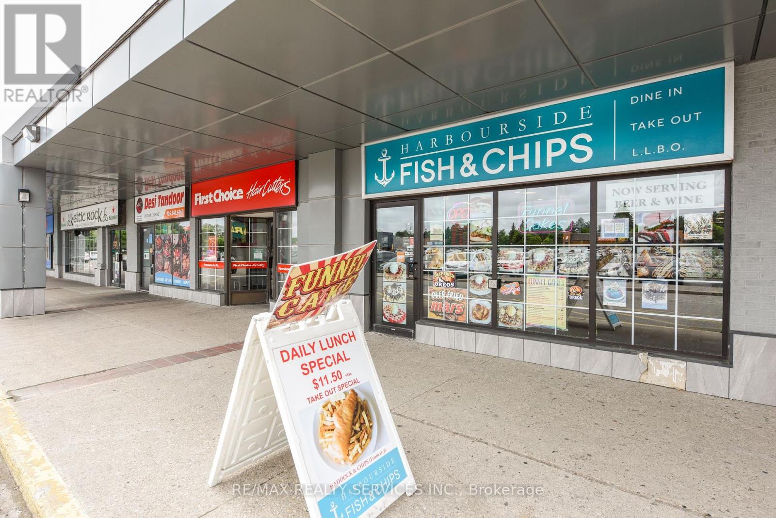 Property at 180 SANDALWOOD PARKWAY E image 1