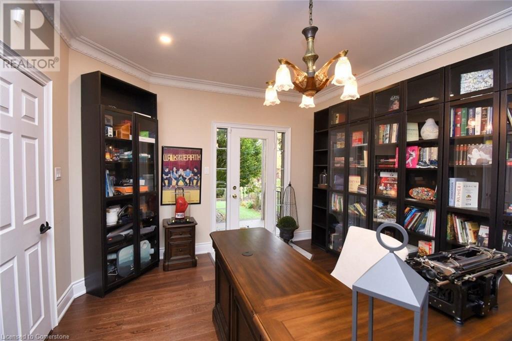 2147 Berwick Drive, Burlington, Ontario  L7M 4B2 - Photo 9 - 40727623