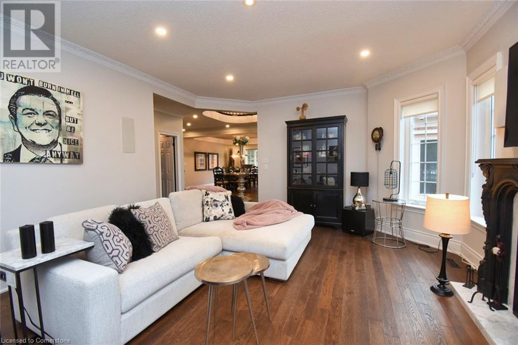2147 Berwick Drive, Burlington, Ontario  L7M 4B2 - Photo 8 - 40727623