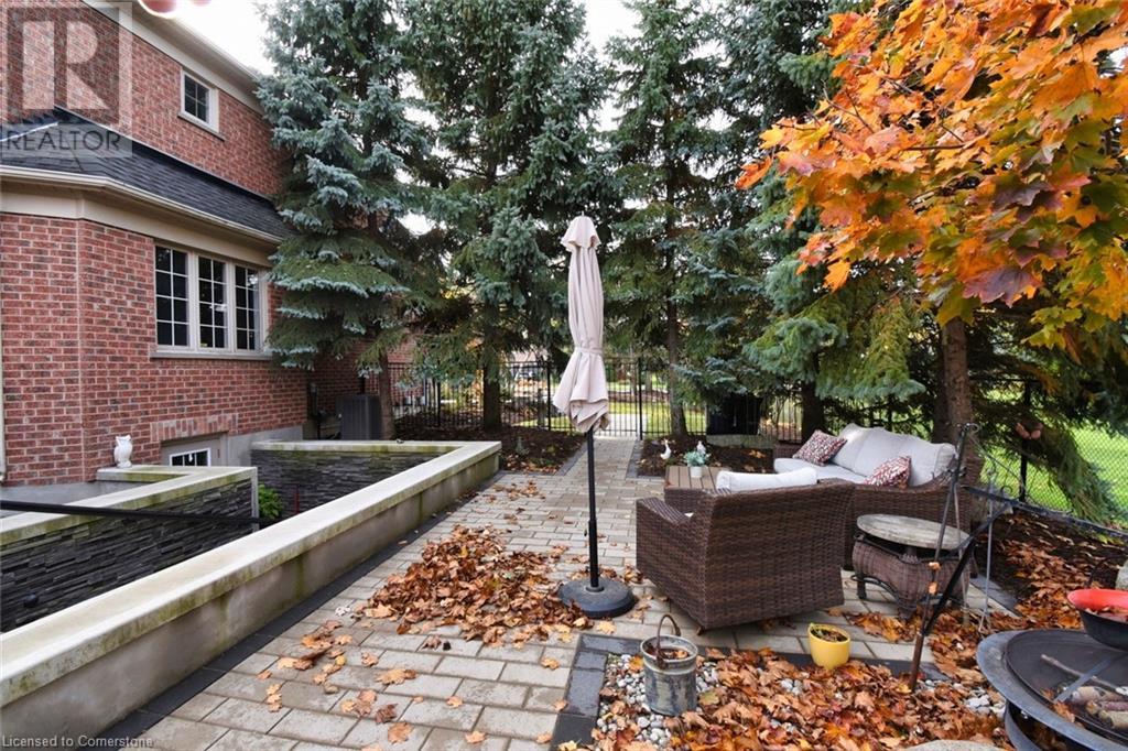 2147 Berwick Drive, Burlington, Ontario  L7M 4B2 - Photo 39 - 40727623