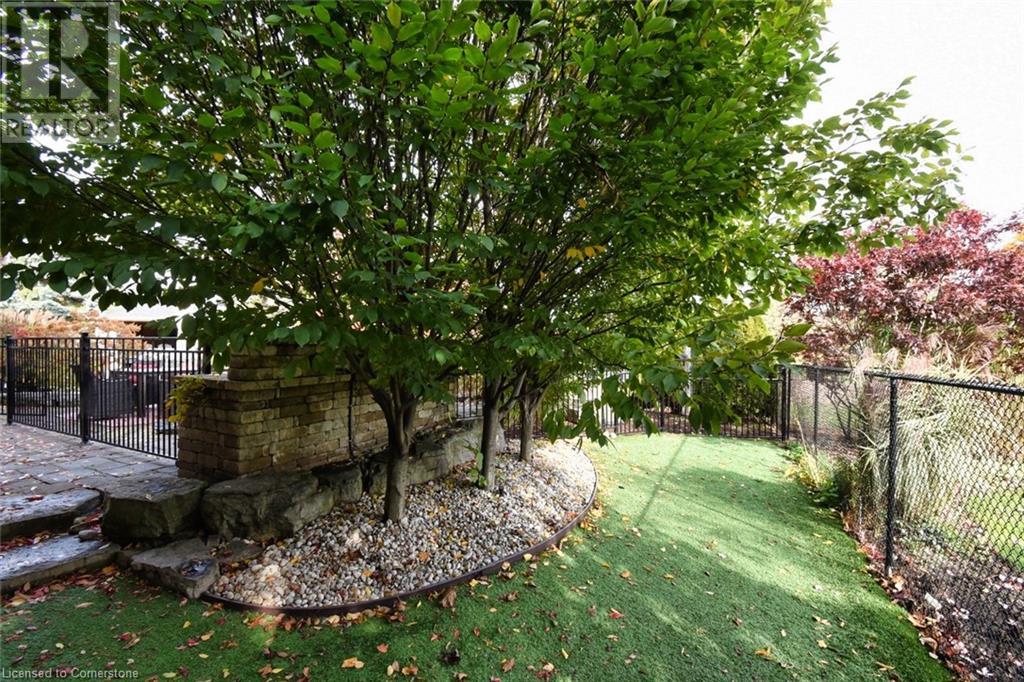 2147 Berwick Drive, Burlington, Ontario  L7M 4B2 - Photo 37 - 40727623