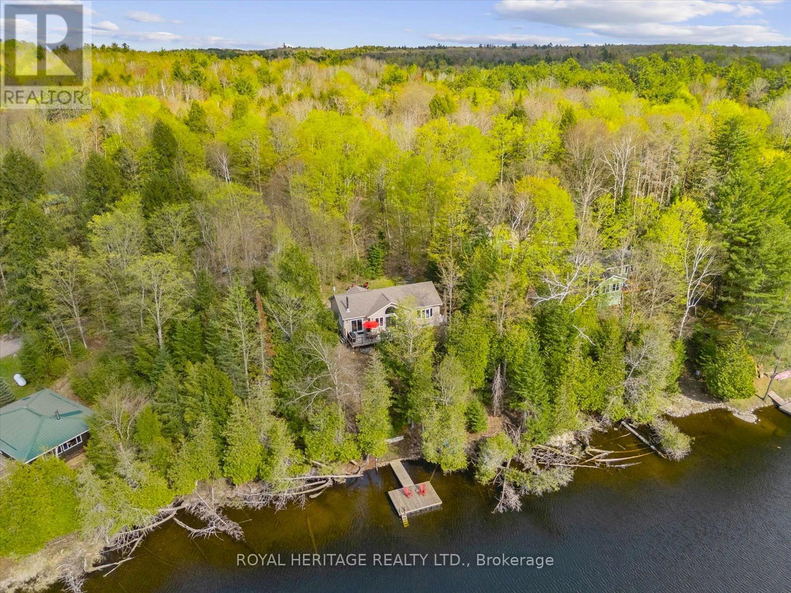1037 ALVIC LANE, Minden Hills, Ontario