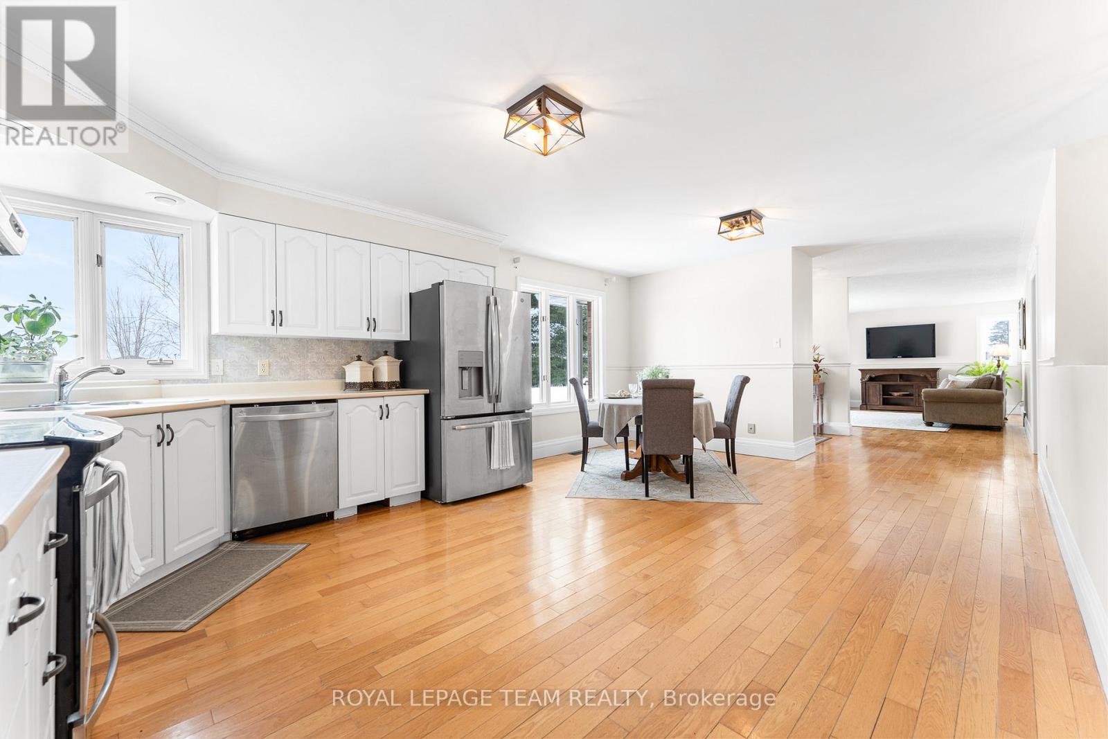 3604 Diamondview Road, Ottawa, Ontario  K0A 2H0 - Photo 13 - X12187815