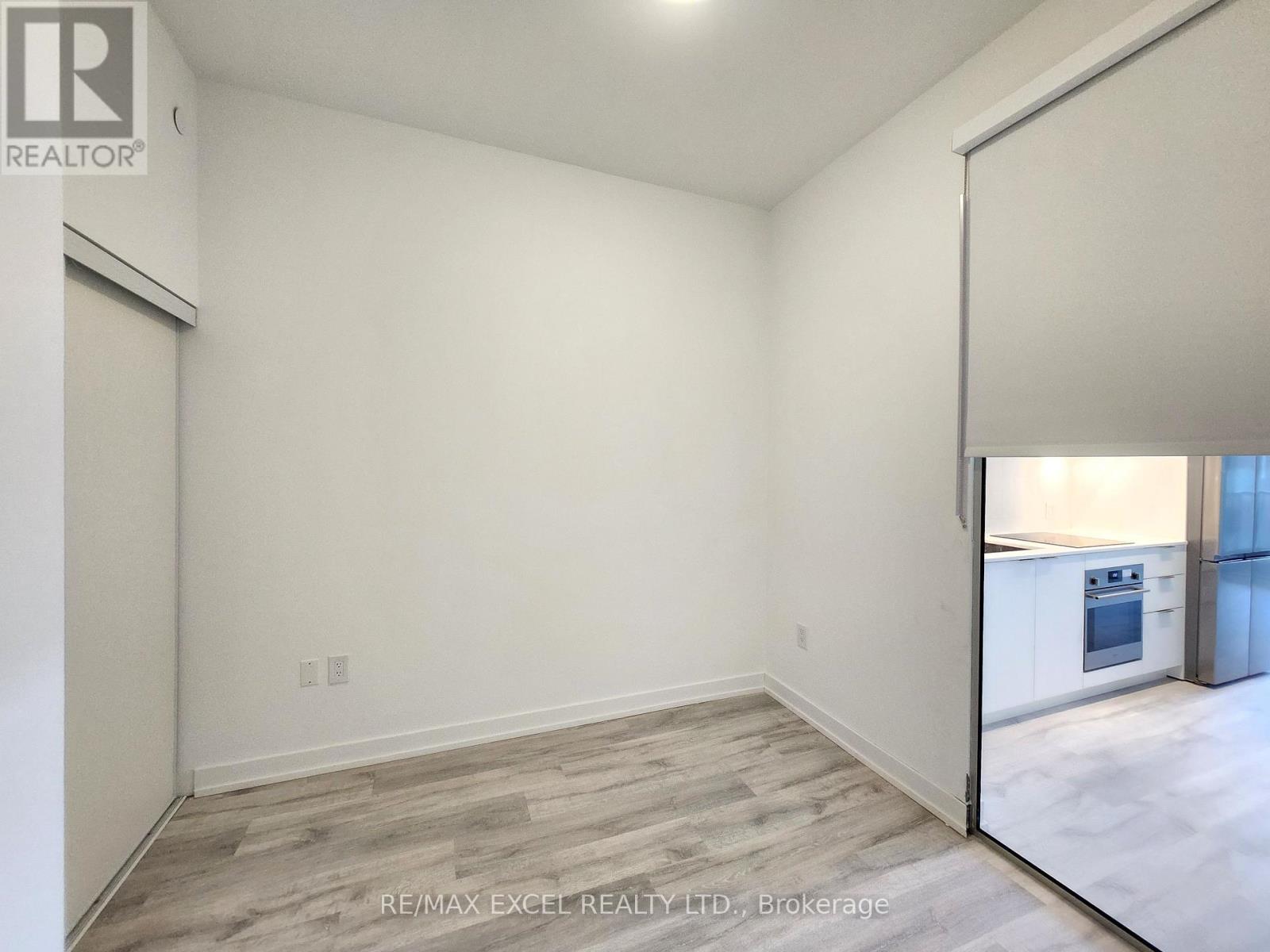 S622 - 8 Olympic Garden Drive, Toronto, Ontario  M2M 4E7 - Photo 10 - C12187821