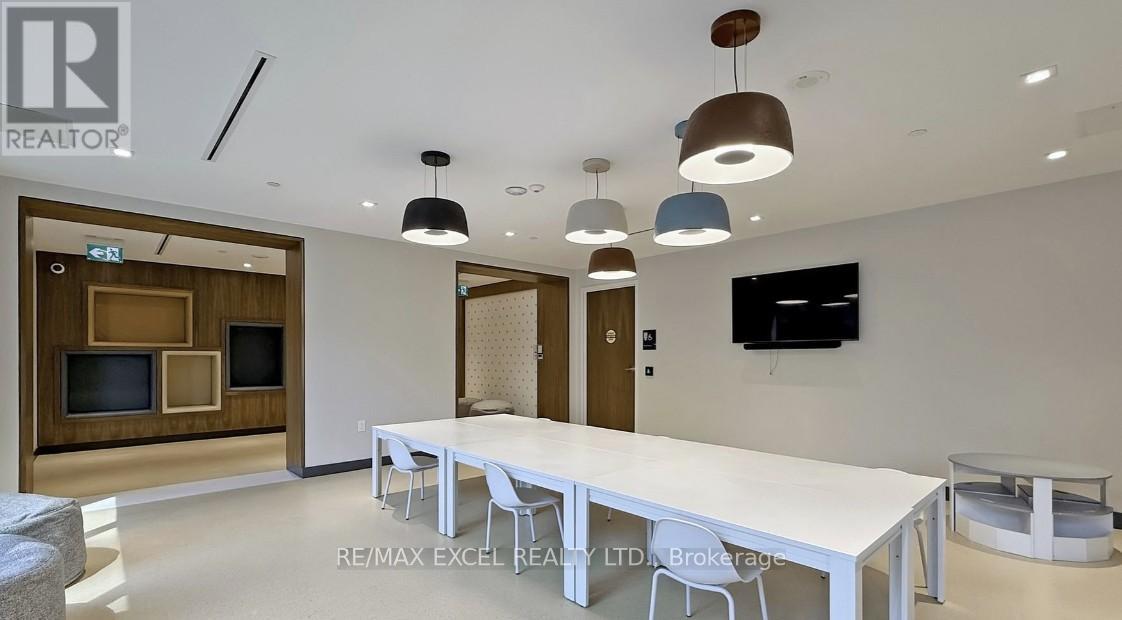 S622 - 8 Olympic Garden Drive, Toronto, Ontario  M2M 4E7 - Photo 25 - C12187821
