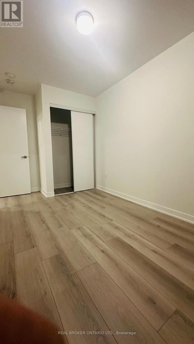 316 - 3401 Ridgeway Drive, Mississauga, Ontario  L5L 0B9 - Photo 8 - W12175320