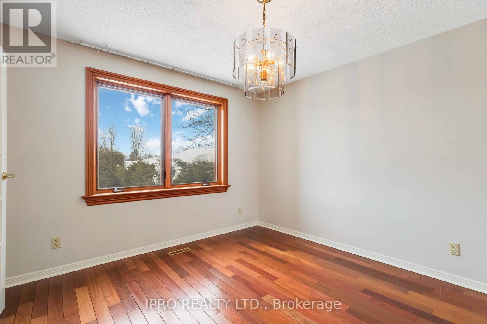 8 Belmont Court, Whitby, Ontario  L1N 7Z8 - Photo 15 - E12187822