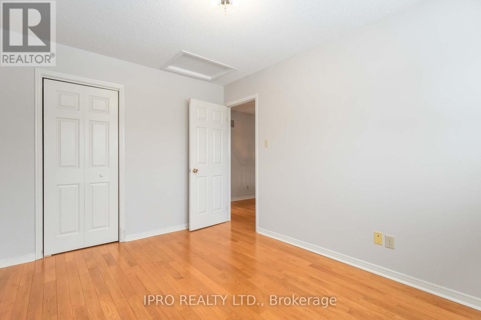 8 Belmont Court, Whitby (Pringle Creek), Ontario  L1N 7Z8 - Photo 30 - E12187822