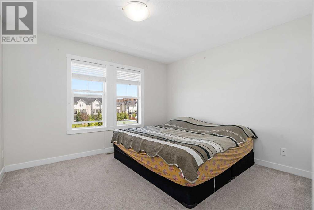 329 South Point Green Sw, Airdrie, Alberta  T4B 4L1 - Photo 18 - A2225660