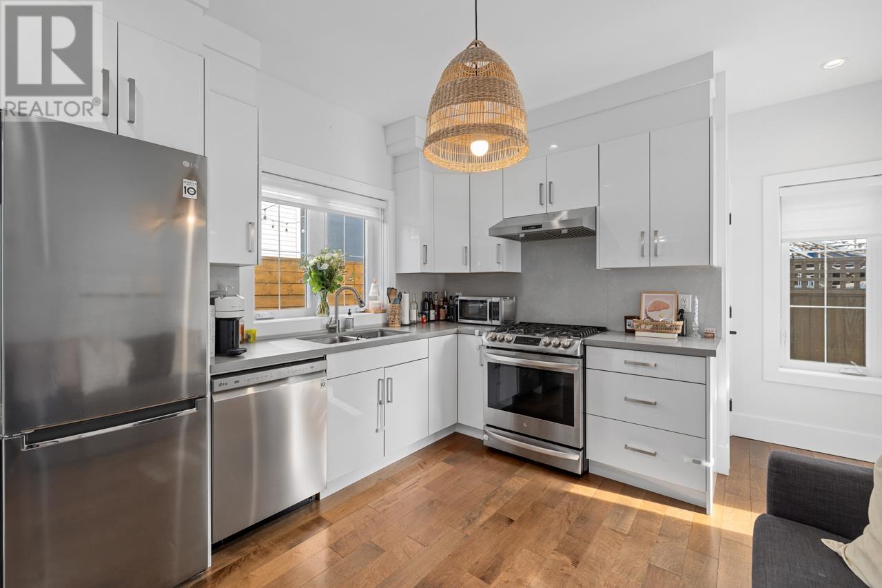 2252 Grant Street, Vancouver, British Columbia  V5L 2Z7 - Photo 6 - R2999428